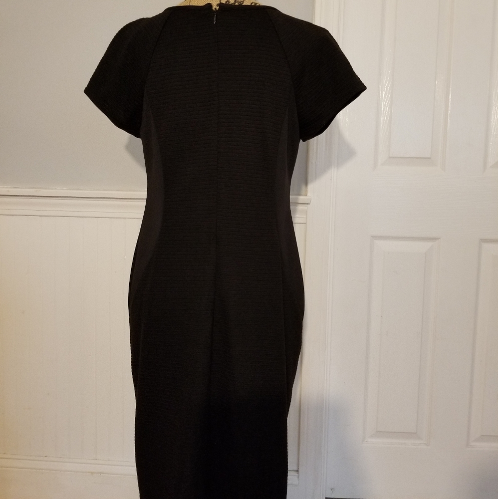 SD Collection Dress - Picture 4 of 8